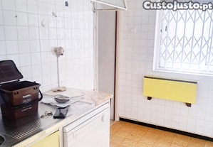 Apartamento T3 - Rua Antero de Quental, Porto