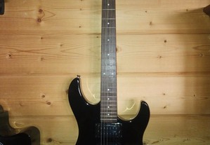 Guitarra Yamaha ERG 121