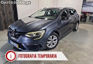 Renault Mgane Sport Tourer 1.5 Blue DCI Limited EDC 115cv - 19