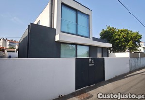 Moradia T3 em So Flix da Marinha