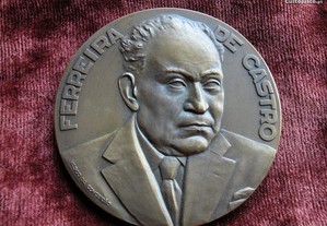 Medalha de Ferreira de Castro. 50 anos de Vida Lit