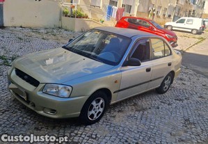 Hyundai Accent 86mil km - 00