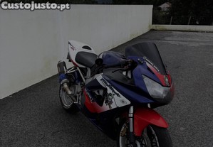 Honda cbr 929rr fireblade