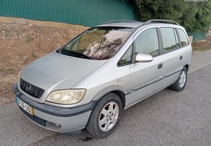Opel Zafira 1.6i (149.000km) (7 lugares)