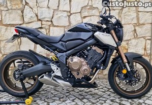 Sinfonia do 4 Cilindros! Honda CB650R   Impec�vel!
