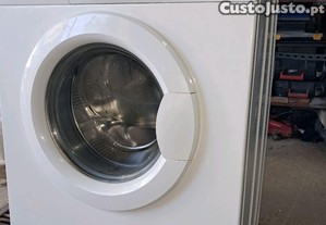 Mquina de lavar roupa