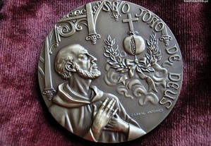 Medalha de S. João de Deus do Mestre Cabral Antu