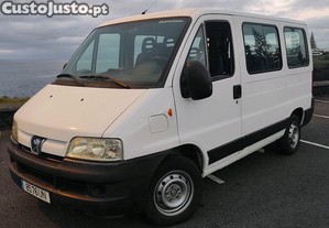 Peugeot Boxer 9 lugares - 03