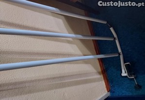 Barra prote��o cama