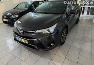 Toyota Avensis SW 2.0 D-4D - 15