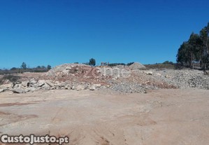 Terreno E Pedreira Licenciada Com 11.880 M2...