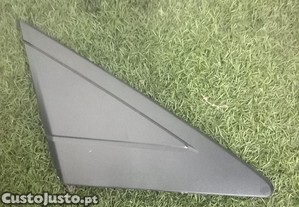 Guarniao guarda lamas Direito Mazda 5 CR19 Ref C2356915Y