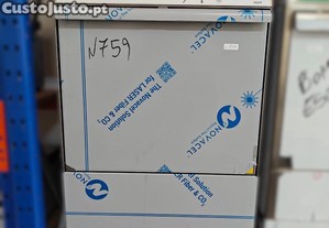 M�quina de lavar copos, pires e ch�venas com cesto 40x40cm (T 400)