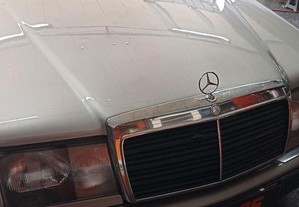 Mercedes-Benz 250 Turbo