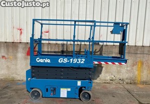Plataforma Elevatoria Tesoura Eletrica Genie 8 Metros
