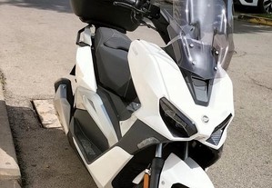 scooter KEEWAY 300