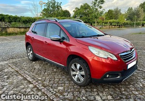 Peugeot 2008 E-HDI Allure - 14