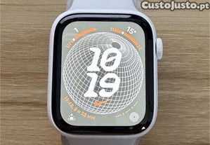 Apple Watch Series 5 Cerâmica, 44 mm GPS