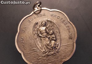 Medalha devocional do Anjo da Guarda   iconografia cl�ssica   s�c. XX