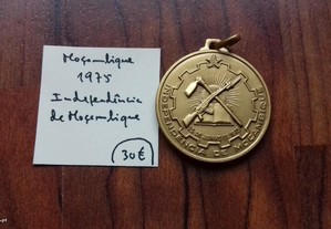 Medalha 1975 Moçambique