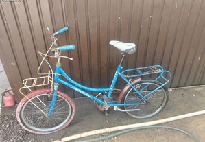Bicicleta roda 20 antiga para restauro