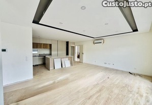 Casa / Villa em Fernão Ferro de 101,00 m²