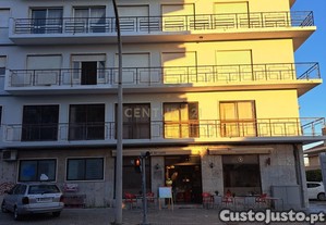 Café/Pastelaria na Av. Rodrigues Manito