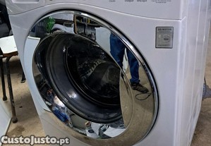 Mquina de lavar roupa