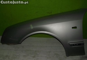 Guarda Lamas Esquerdo Mercedes CLK W208 - 1997 / 2002 