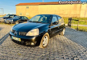 Renault Clio 1.5 dCi Storia - 08