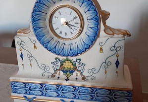 Relógio de mesa antigo em cerâmica marca CERAMHER