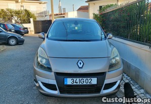 Renault Scnic 1.5 dCi 110cv Lux - 09