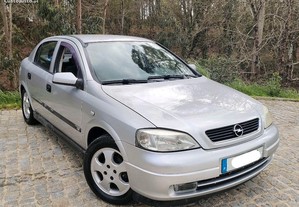 Opel Astra 1.4 16v Elegance A/C