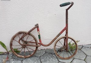 Bicicleta criança antiga anos 60/70