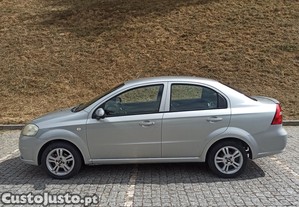 Chevrolet Aveo 1.4 LT - 09