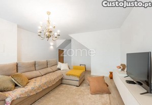 T2 Duplex Com Terraço Em Gulpilhares - V.N. Gaia