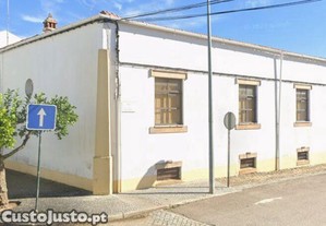 Casa / Villa T3 em Alter do Chão de 356 m²