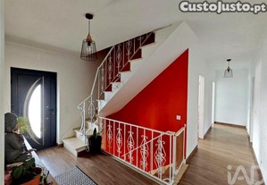 Quinta T5 em Ferreirós do Dão de 197 m²