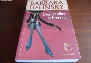 "Uma Mulher Misteriosa" de Barbara Delinsky