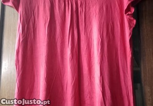 Blusa rosa fresca e elegante!