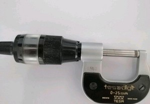 Micrometro exterior 0-25mm