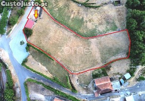Terreno Rstico Com 2433 M2 E Anexo 39 M2 -...