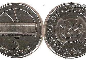 Moçambique - 5 Meticais 2006 - soberba