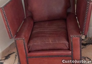 Sofá antigo em ótimo estado