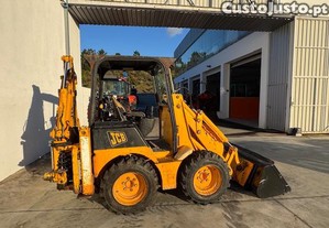 Mini retroescavadora JCB 1CX
