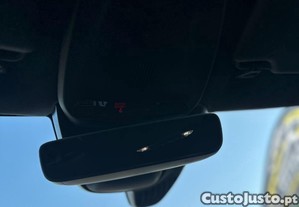 Volvo V40 R-DESIGN - 16