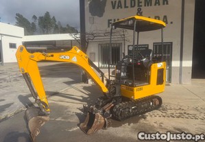 Mini girat�ria JCB de 1700Kg, ano 2020, com 669h