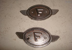 Famel - Emblemas do depósito