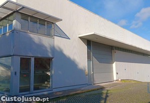 Loja / Estabelecimento Comercial em Gondar de 3099,00 m²