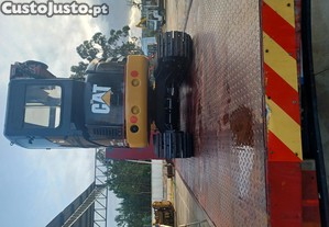 Maquina jiratoria cat 303